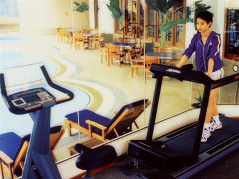 Dorsett Kuala Lumpur Hotel Екстериор снимка A treadmill
