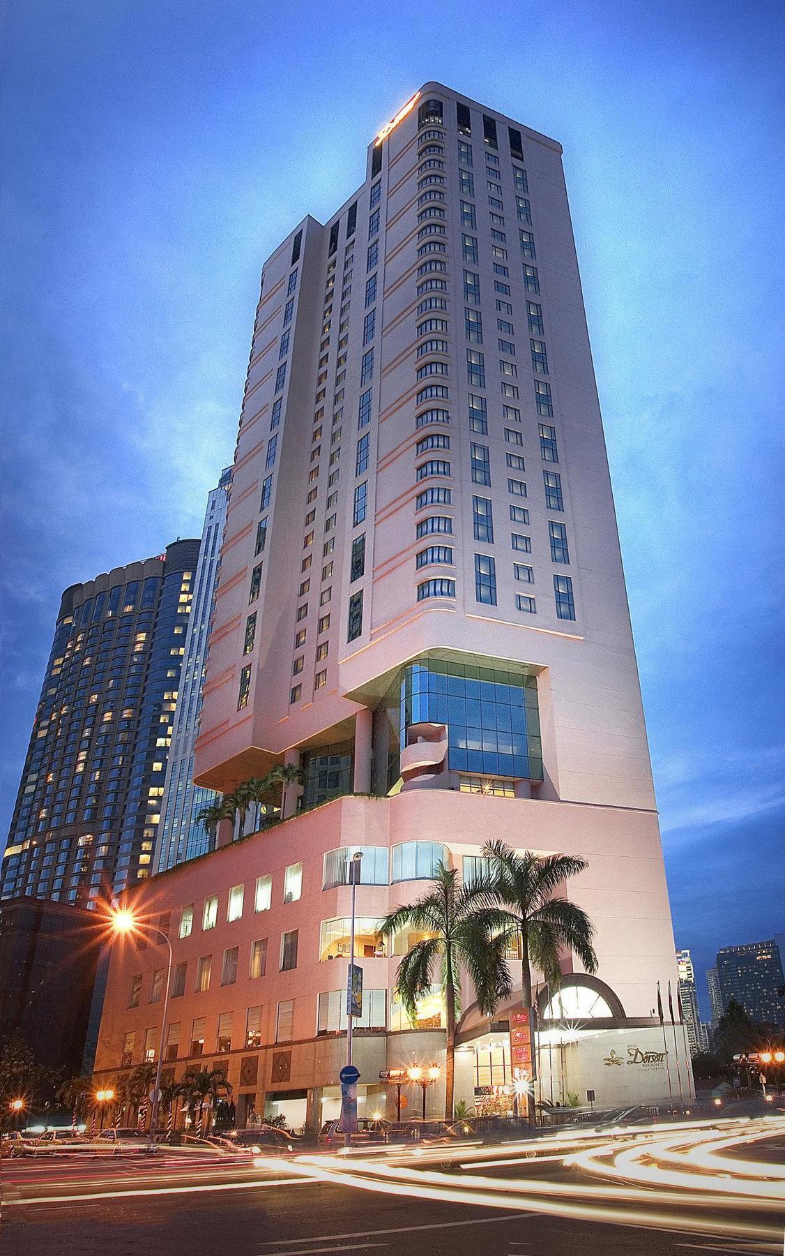 Dorsett Kuala Lumpur Hotel Екстериор снимка The hotel at night