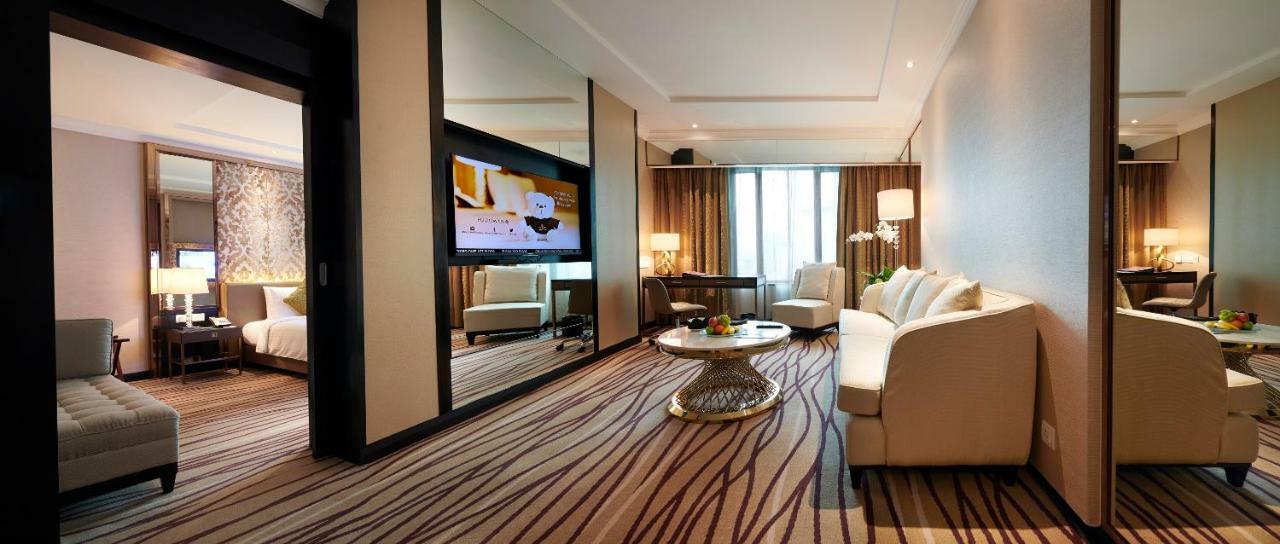 Dorsett Kuala Lumpur Hotel Екстериор снимка A suite at the hotel
